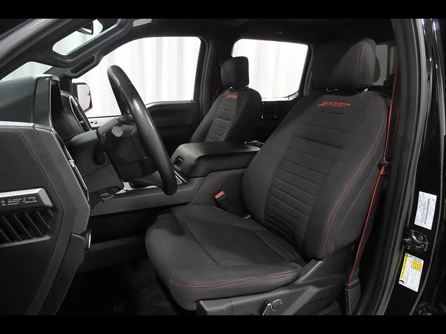 Used 2018 Shadow Black Ford XLT image 32