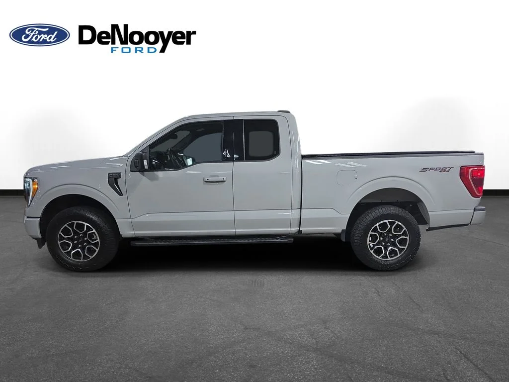 Used 2023 Avalanche Ford XLT image 10