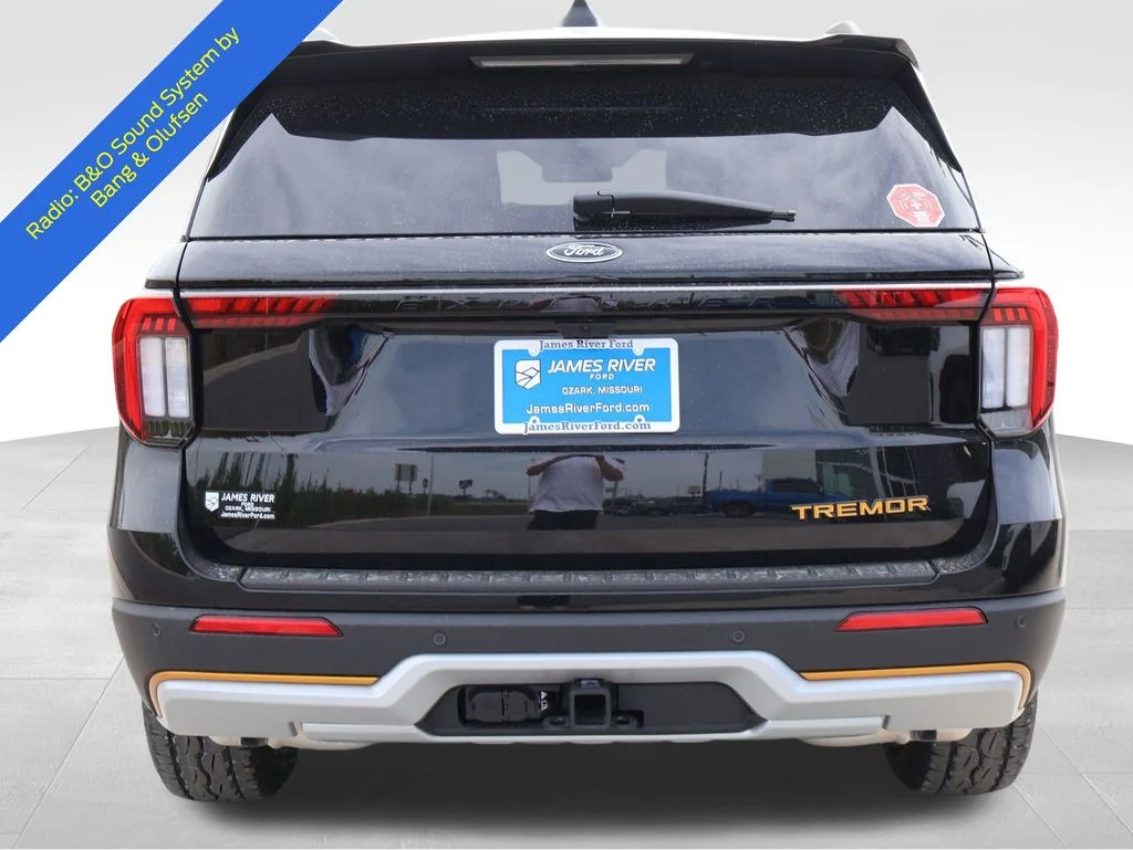 New 2026 Agate Black Metallic Ford Tremor® image 4