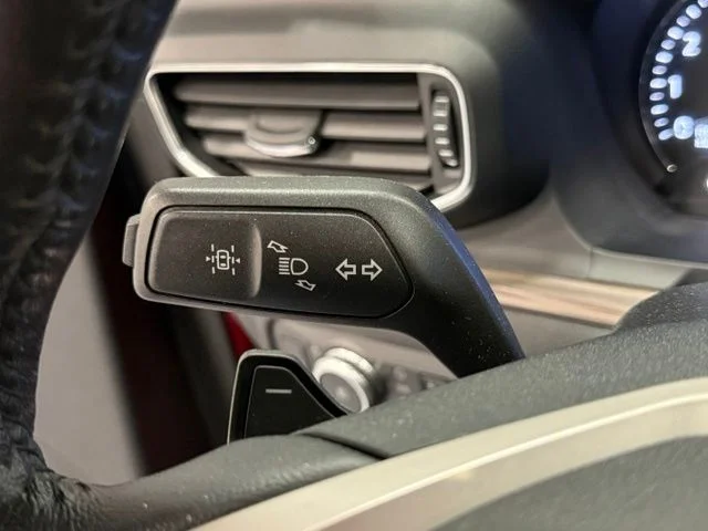 Used 2020 Red Ford Limited image 19
