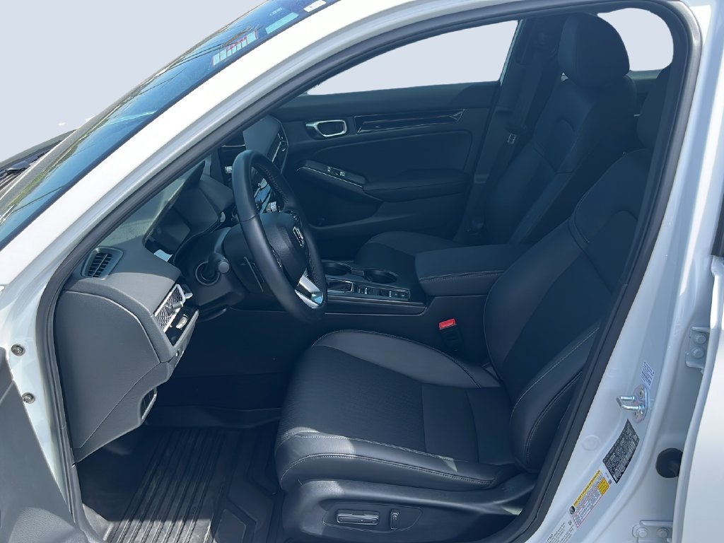 Used 2025 White Honda Sport Touring image 9
