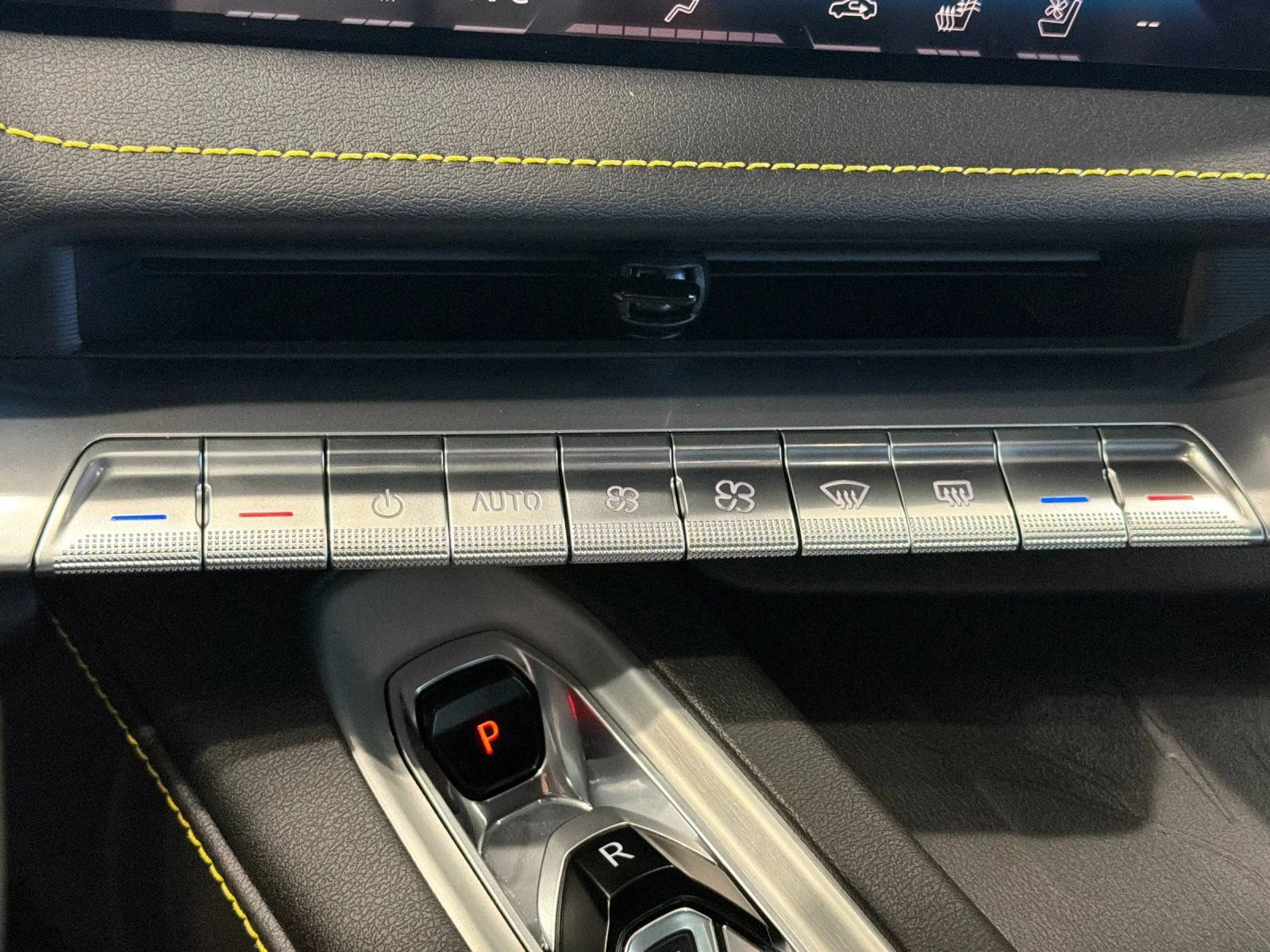 2026 Chevrolet Corvette 2LT - Photo 17