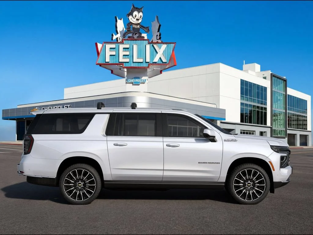 New 2026 Polar White Tricoat Chevrolet High Country image 2