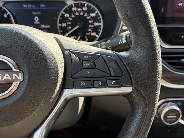 Used 2025 Red Nissan 2.5 SV image 18
