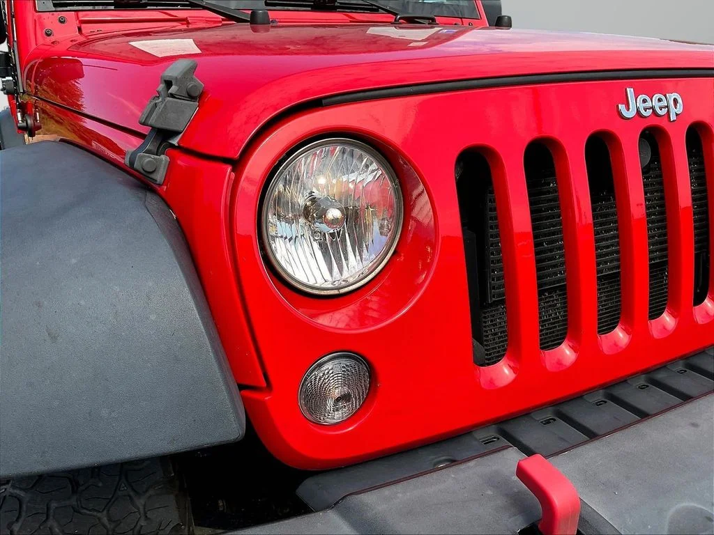 Used 2017 Red Clearcoat Jeep Unlimited Sport image 30