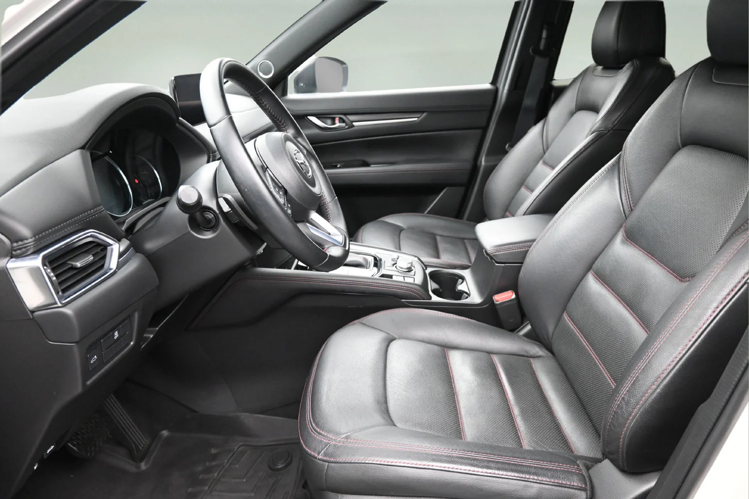 Used 2024 White Mazda 2.5 Turbo Premium image 28