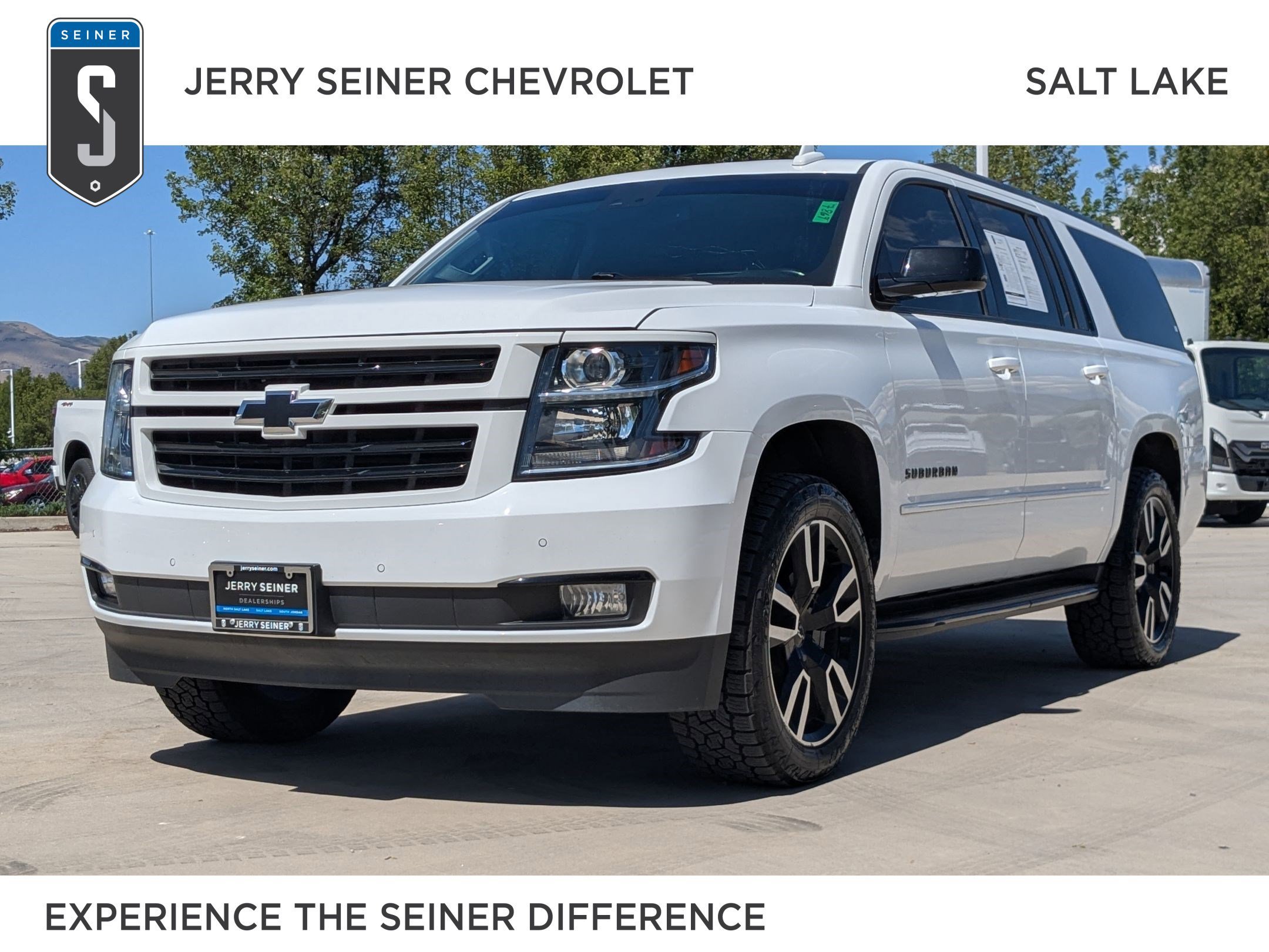2018 Chevrolet Suburban 4WD 1500 Premier's photo
