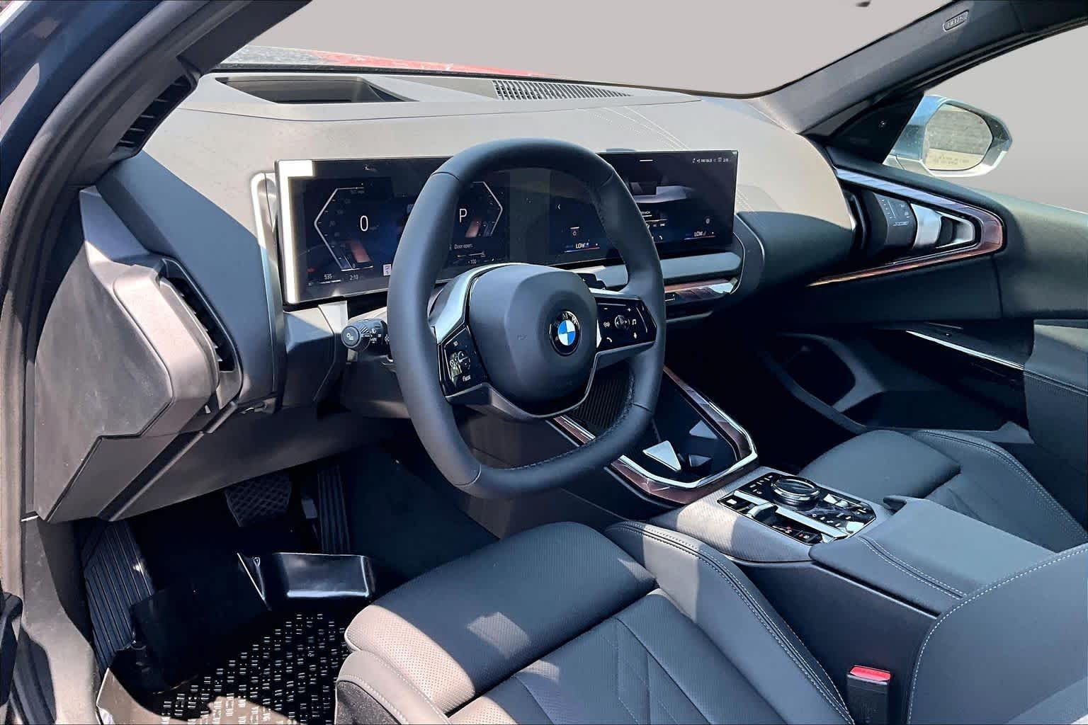 New 2026 Arctic Race Blue metallic BMW 30 xDrive image 8