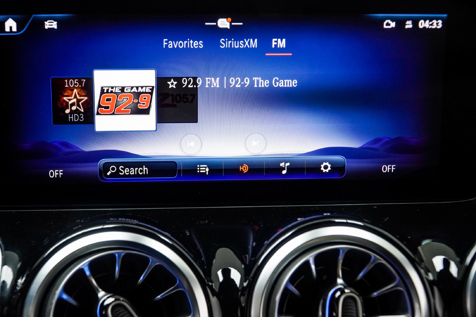 Used 2024 Black Mercedes-Benz 250+ image 28