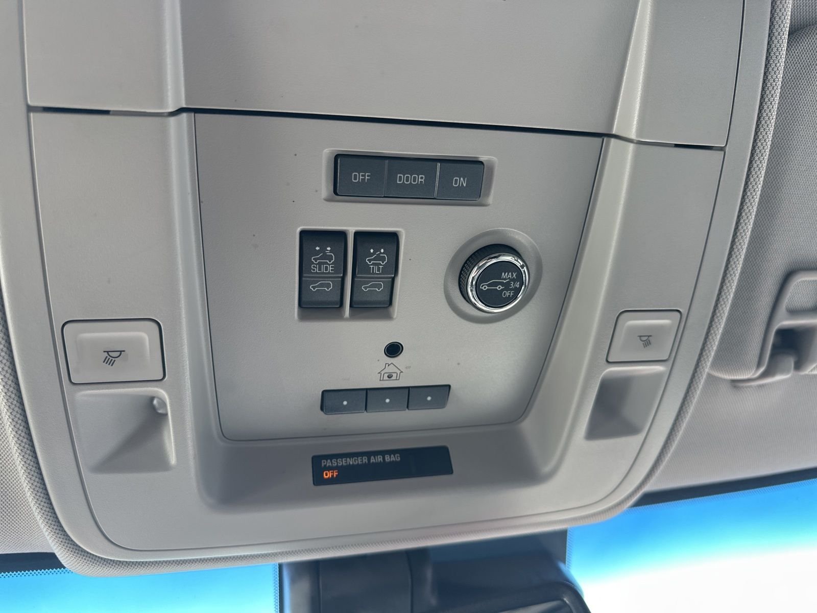 Used 2019  Chevrolet LT image 65