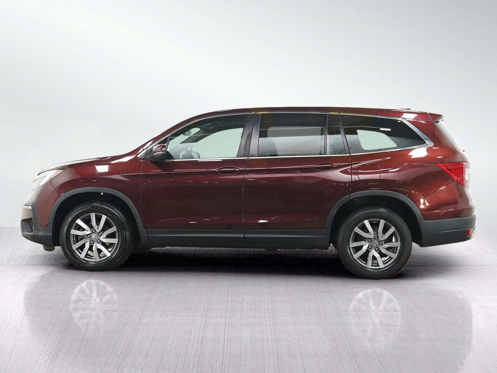 Used 2019 Honda Pilot EX-L with VIN 5FNYF6H5XKB039140 for sale in Burnsville, Minnesota