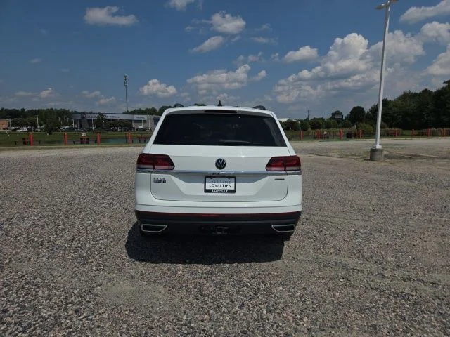Used 2023 White Volkswagen 3.6L V6 SE w/Technology image 4