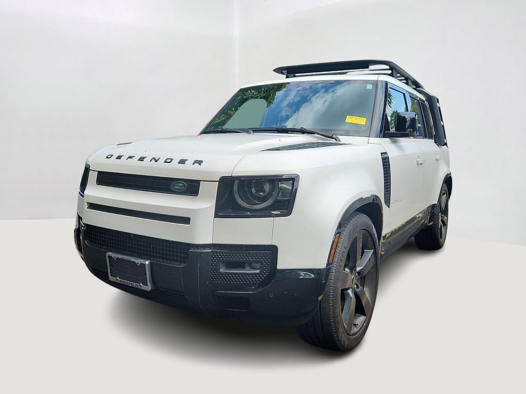 2024 Land Rover Defender 130 Outbound P400's photo