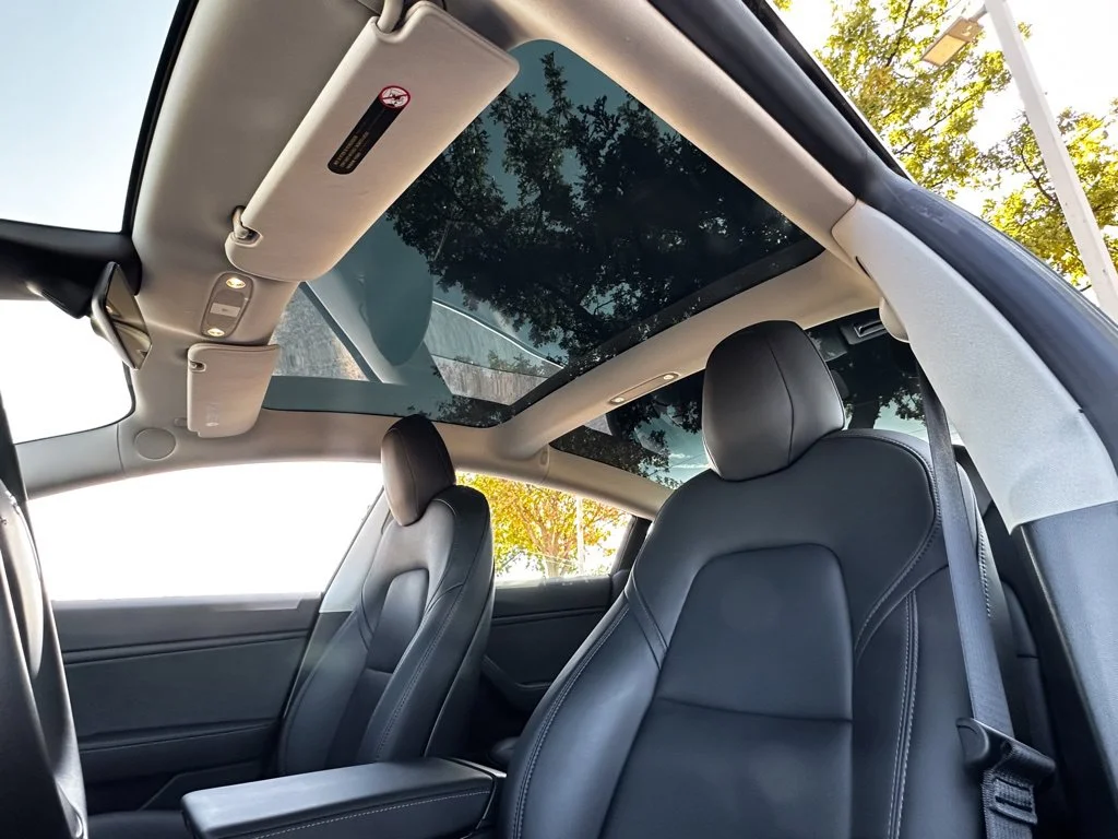 Used 2018 Silver Tesla Long Range image 15