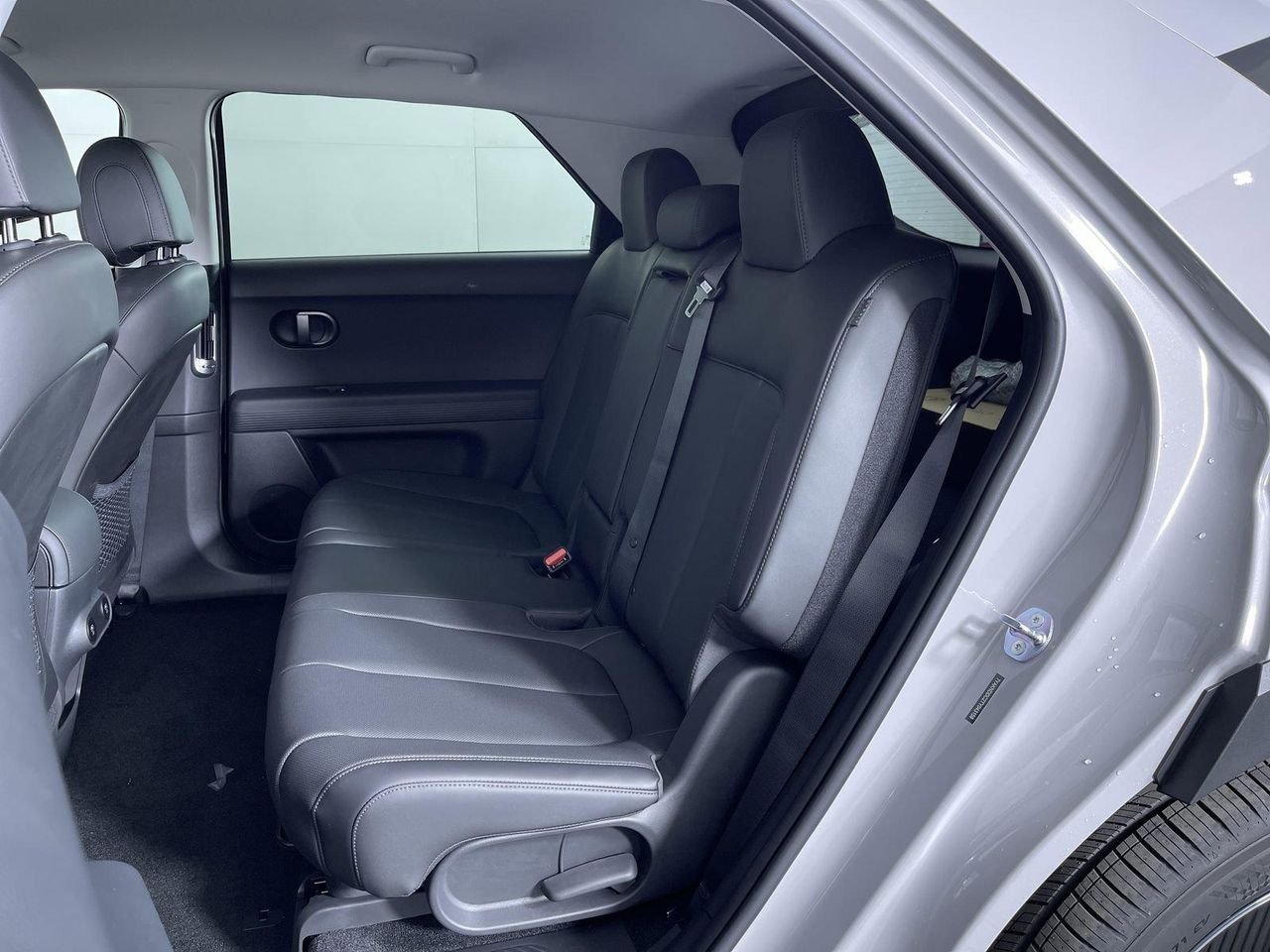 New 2026 Cyber Gray Hyundai SEL image 26