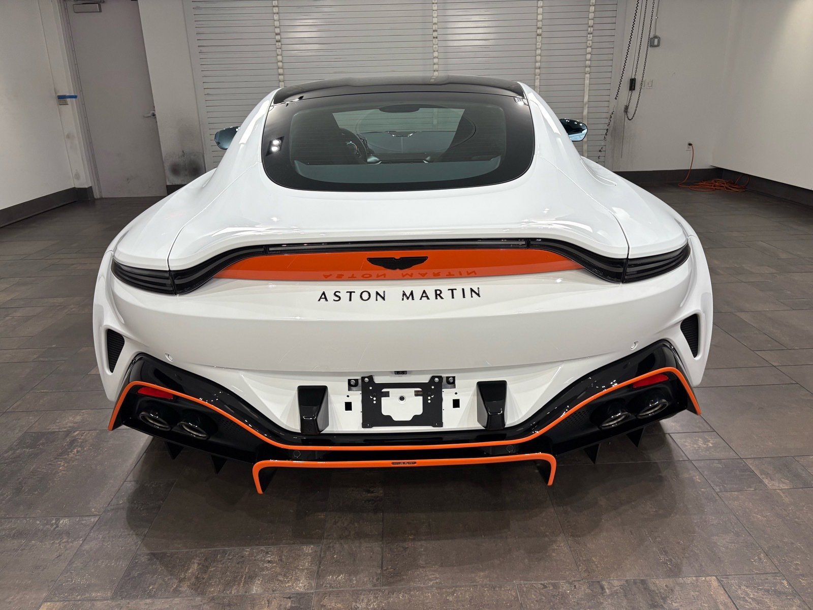 2026 Aston Martin Vantage Base - Photo 23