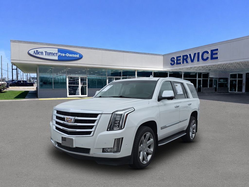 Used 2020 Crystal White Tricoat Cadillac Luxury image 4
