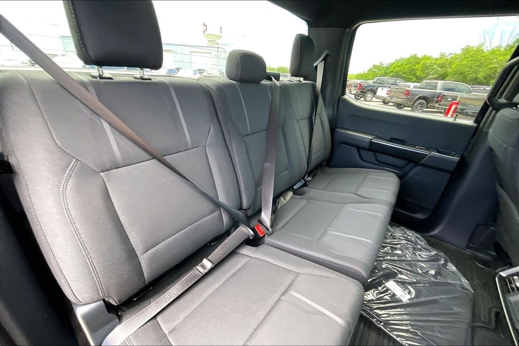 New 2026 Carbonized Gray Metallic Ford STX image 22