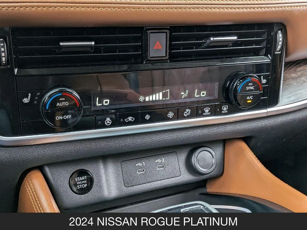Used 2024 White Nissan Platinum image 24