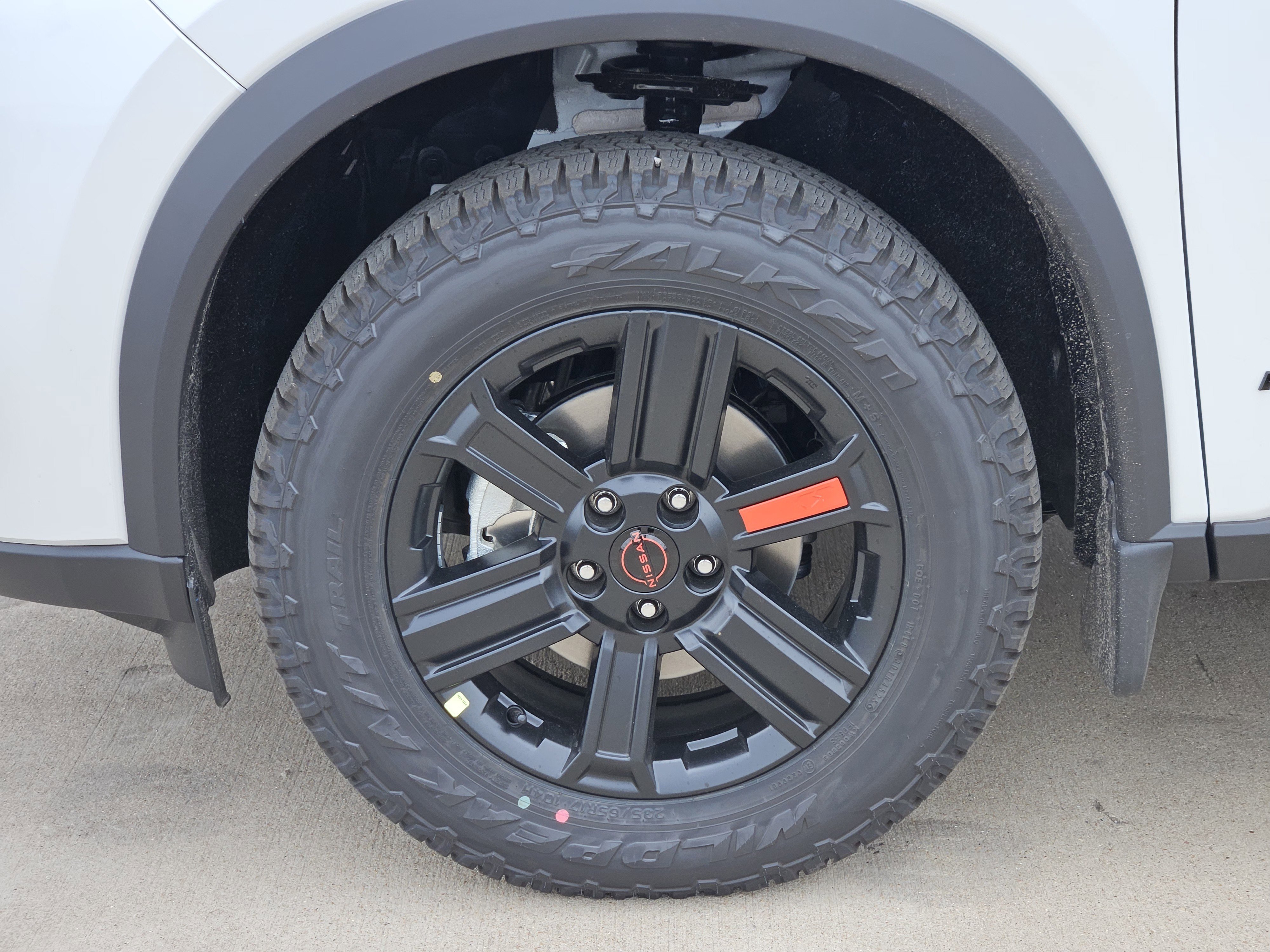 New 2026 Everest White Pearl TriCoat Nissan Rock Creek® image 10