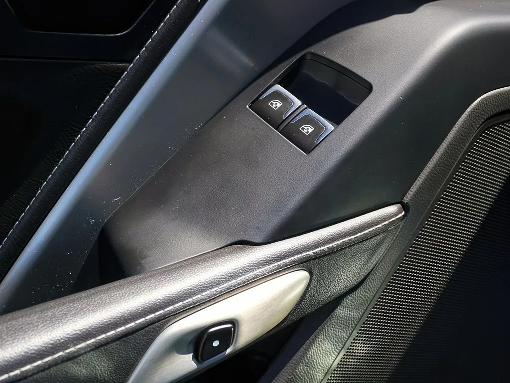 2016 Chevrolet Corvette 2LZ - Photo 14