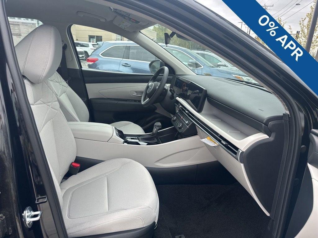 New 2026 Black Hyundai SE AWD image 29