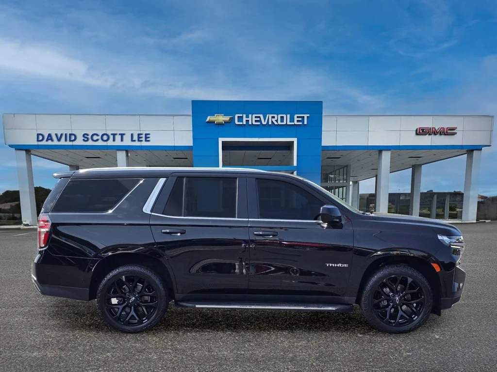 Used 2021 BLACK Chevrolet LT image 7