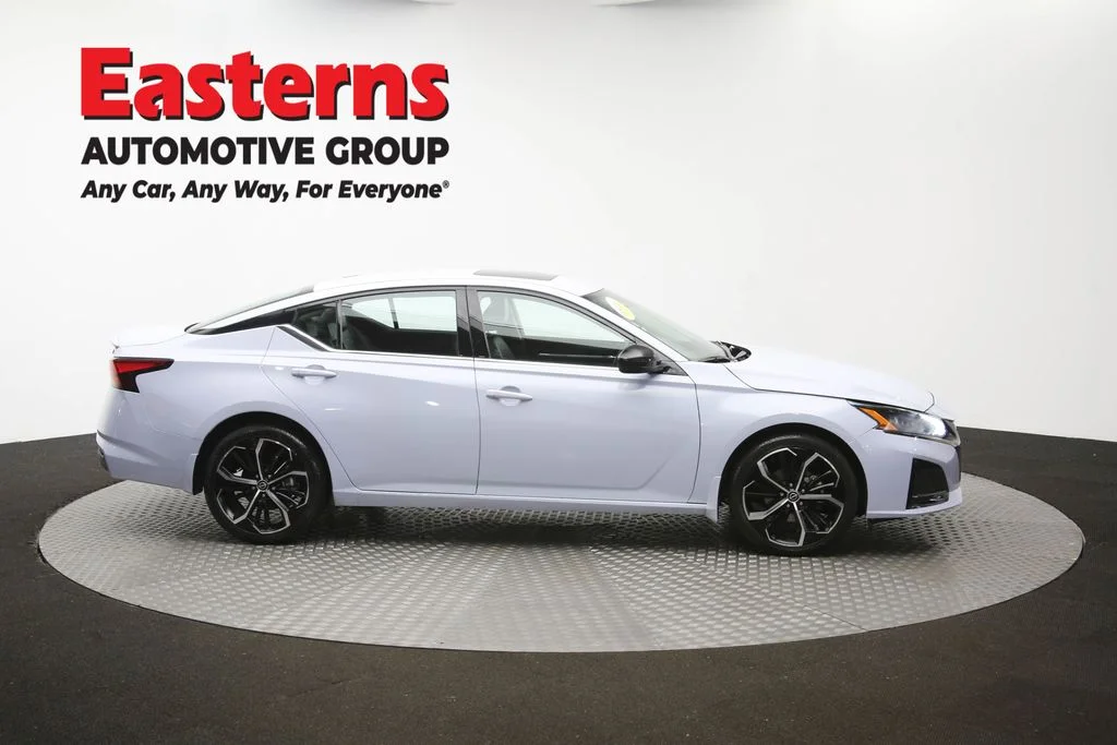 Used 2023 Gray Nissan 2.5 SR image 46
