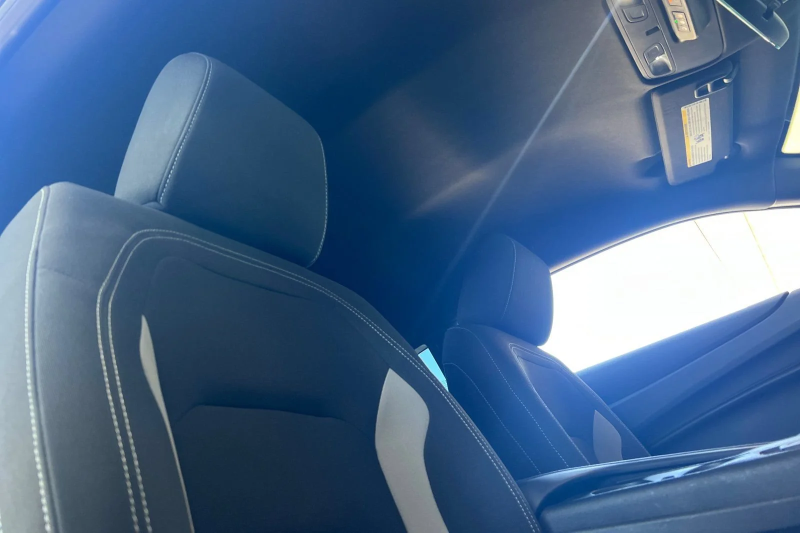 Used 2022 Shadow Gray Metallic Chevrolet LT1 image 16