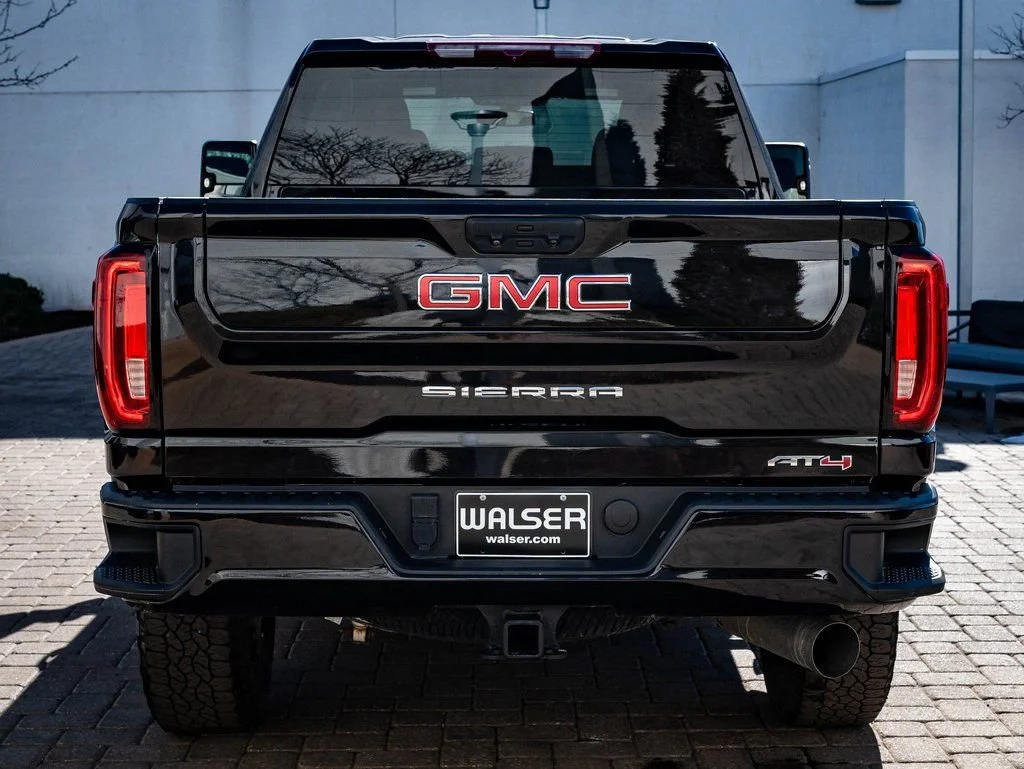 Used 2023 Ebony Twilight Metallic GMC AT4 image 7