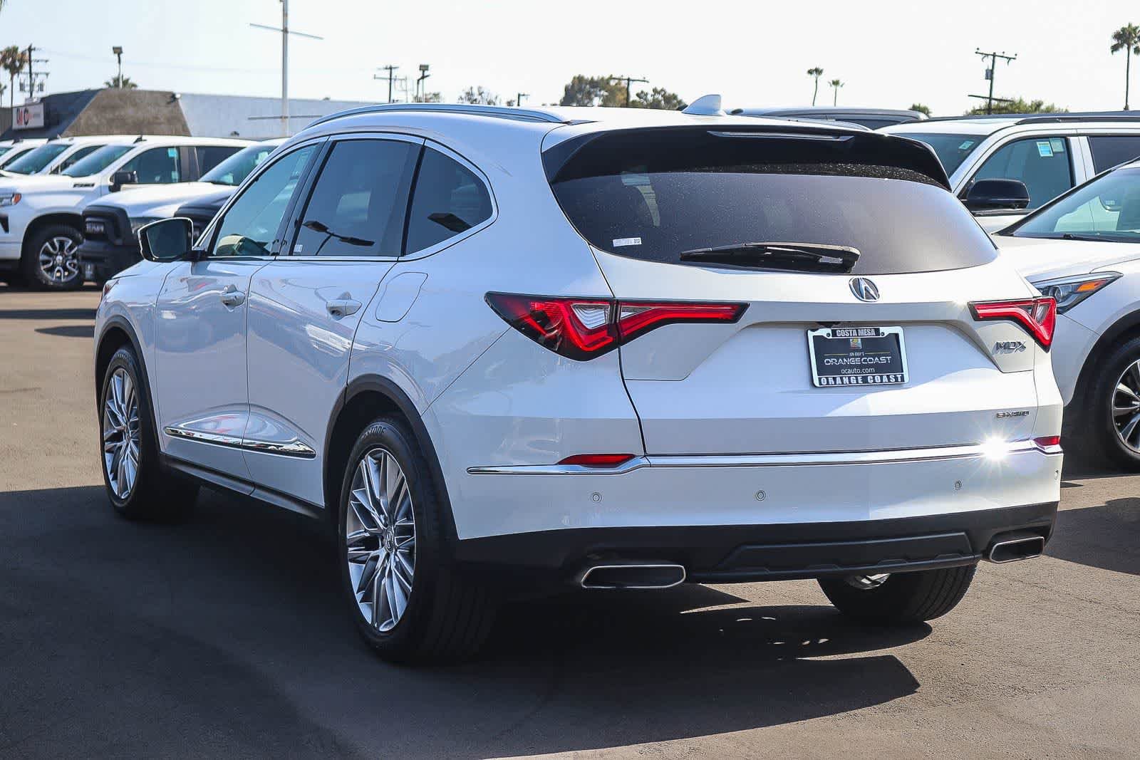 Used 2023 White Acura w/Advance Package image 6