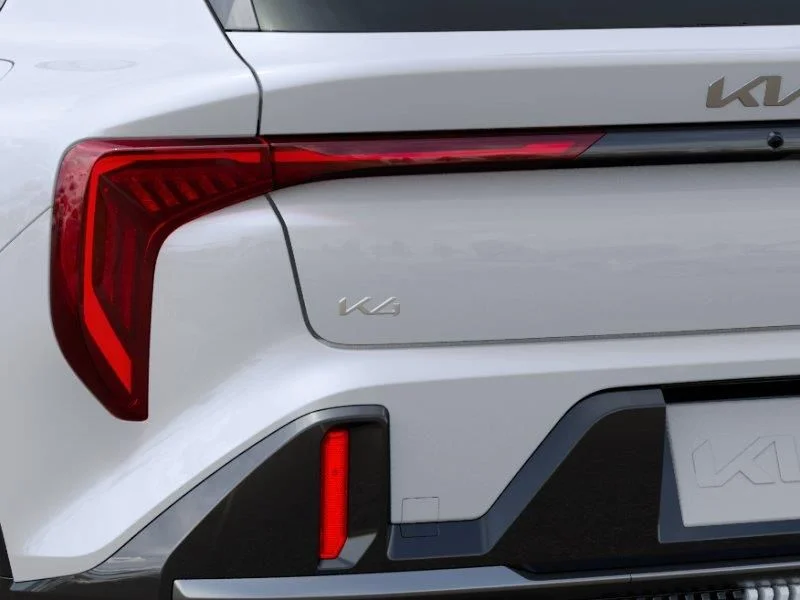 New 2026 Snow White Pearl Kia GT-Line image 11