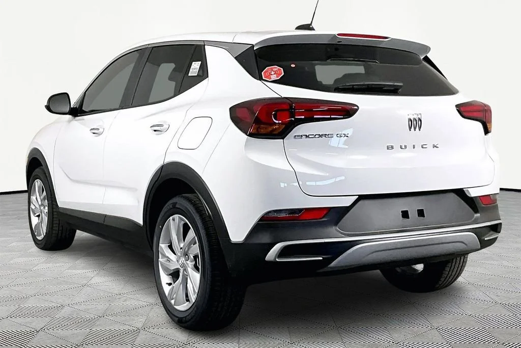 New 2026 Summit White Buick Preferred image 4