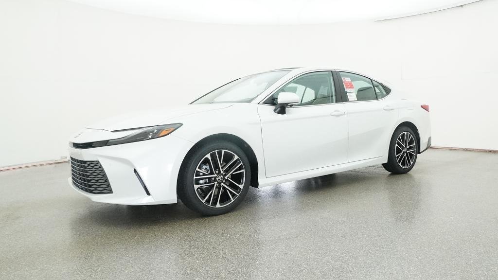 New 2026 Wind Chill Pearl Toyota XLE image 2