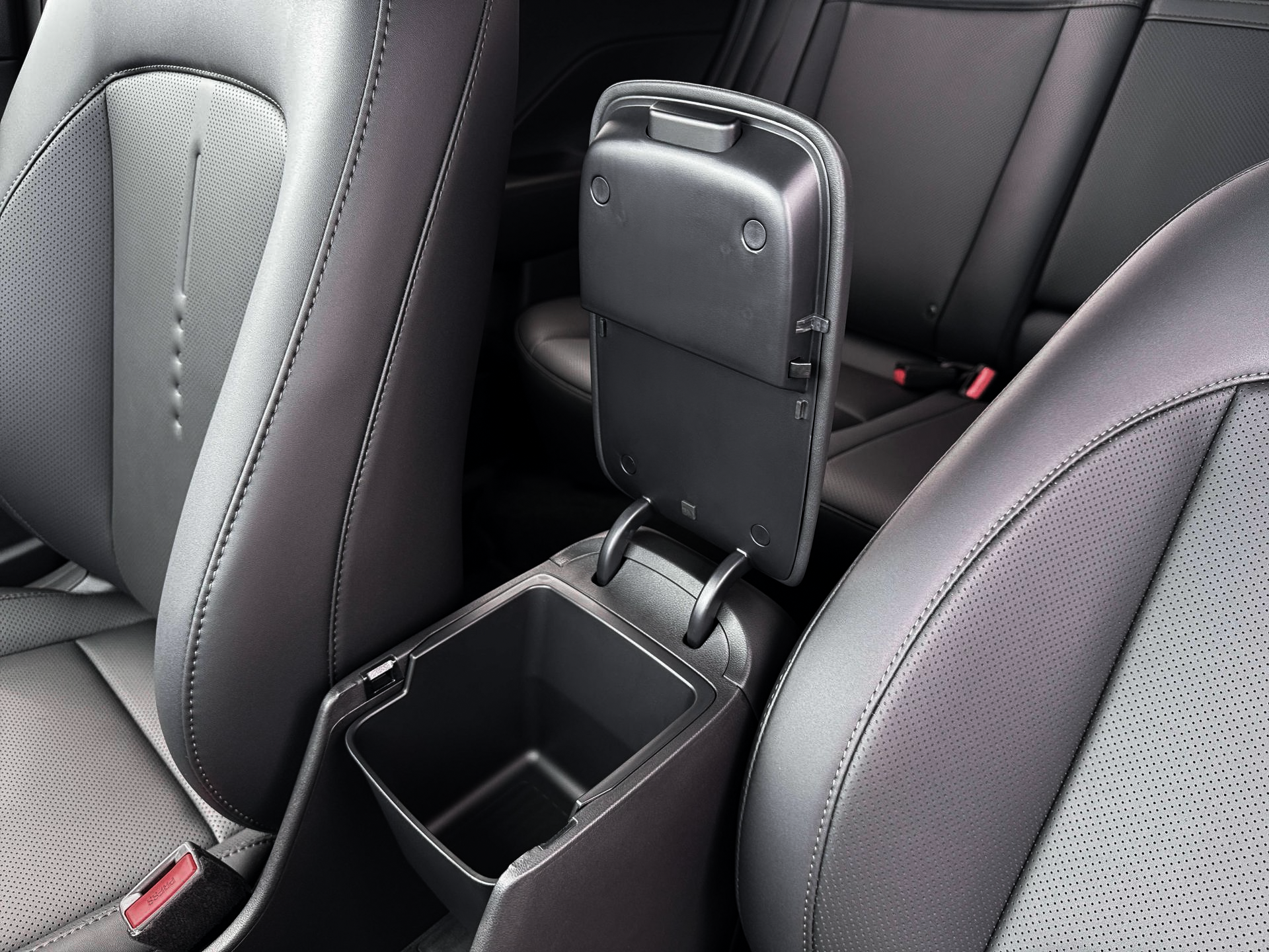 New 2026 Gray Hyundai SEL Premium AWD image 19
