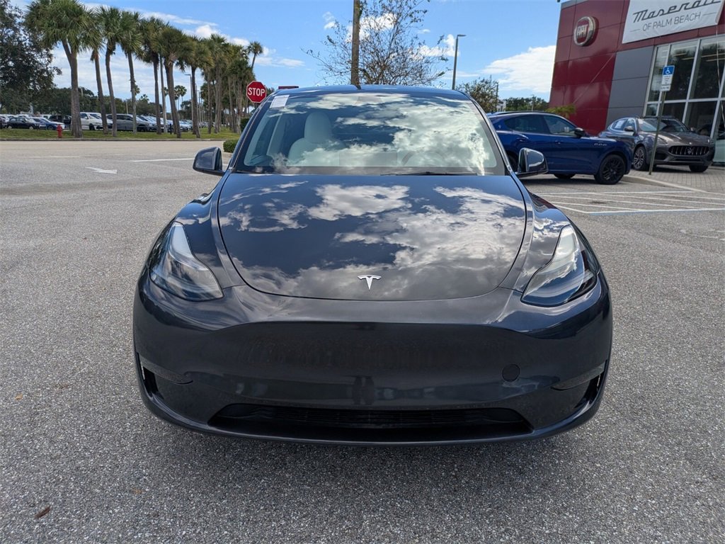 Used 2024 Tesla Model Y Long Range with VIN 7SAYGDEDXRF093340 for sale in West Palm Beach, FL