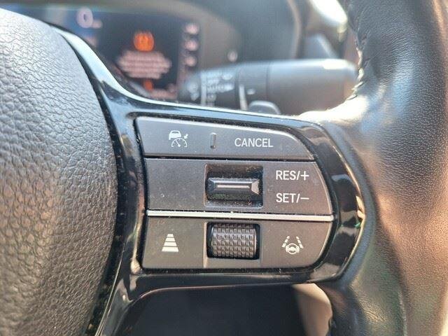 Used 2023 Platinum White Pearl Honda Touring image 15