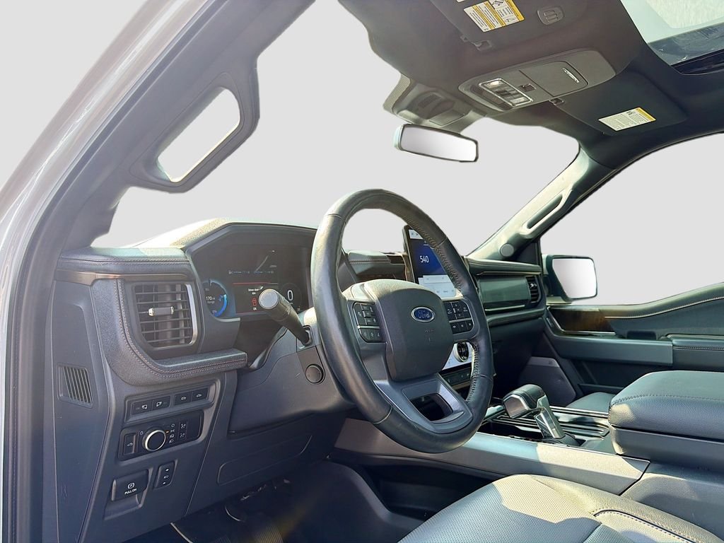 Used 2023 Avalanche Ford Lariat image 9