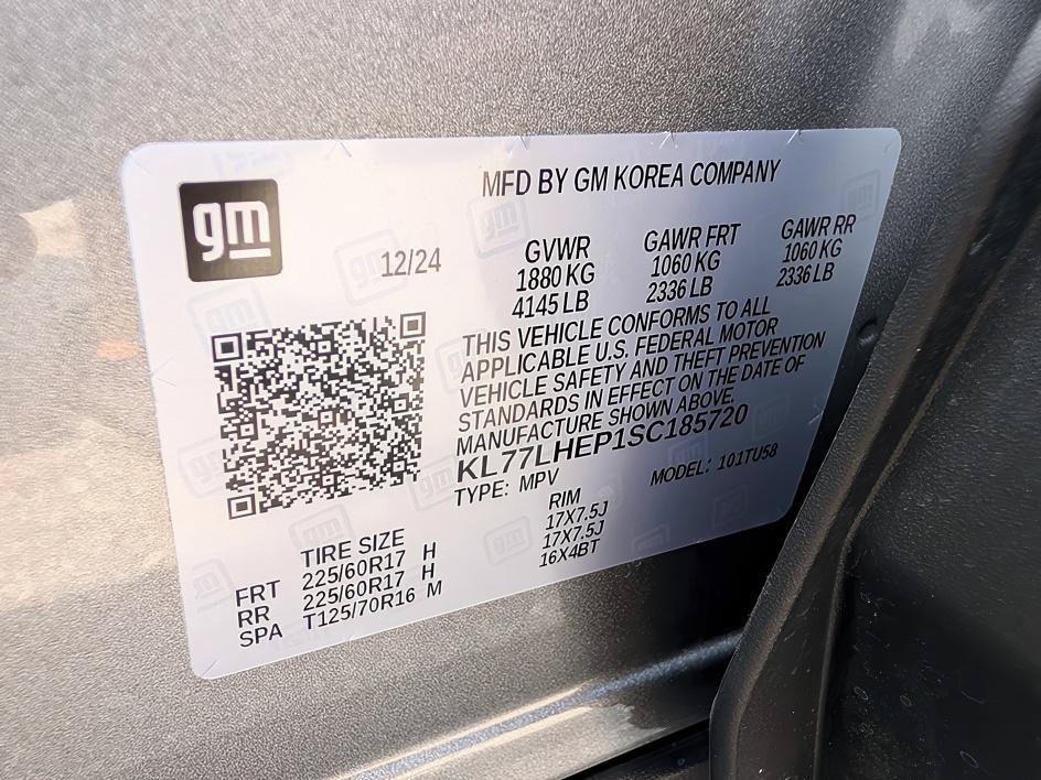 Used 2025 Sterling Gray Metallic Chevrolet LT image 32