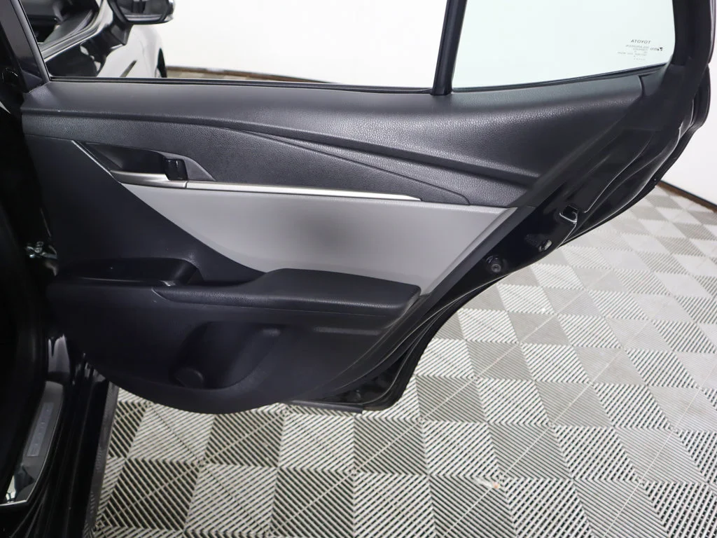 Used 2025 Midnight Black Metallic Toyota LE image 23