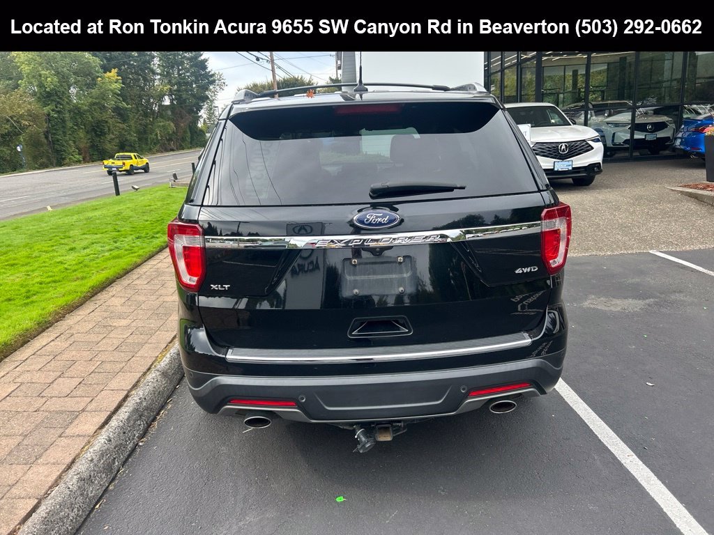 Used 2018 Shadow Black Ford XLT image 5