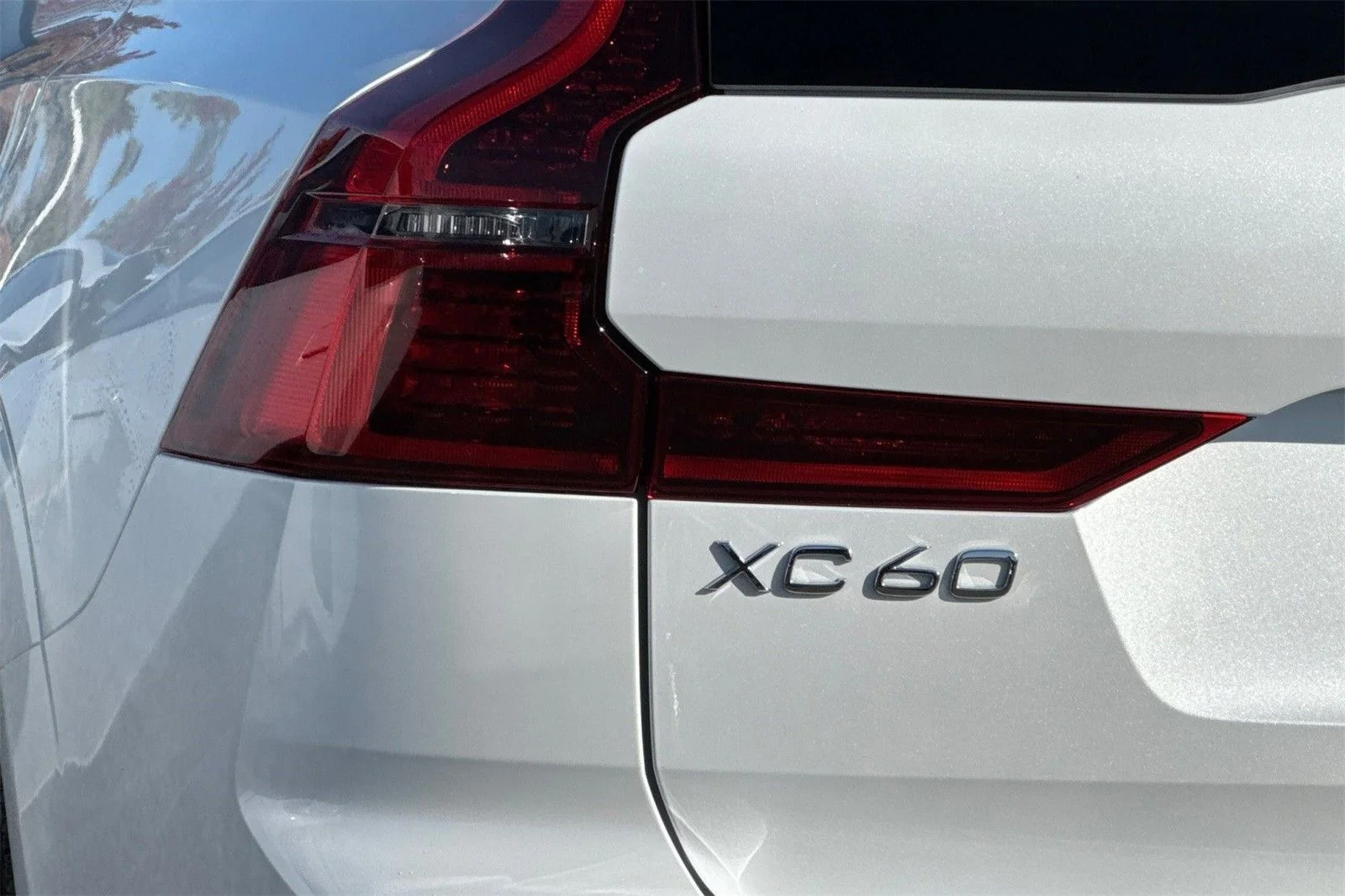 2026 Volvo XC60 Plus - Photo 29