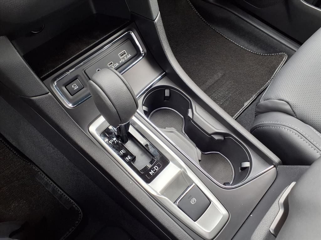 New 2026 MAGNETITE GRAY METALLIC Subaru Limited 7-Passenger image 4