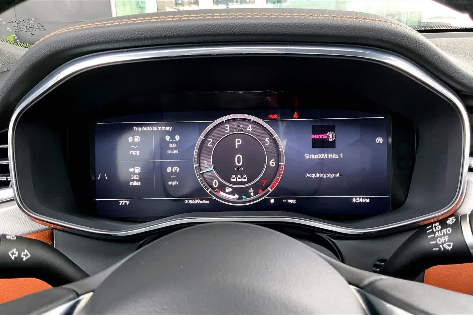 Used 2024 Santorini Black Metallic Jaguar R-Dynamic SE image 23