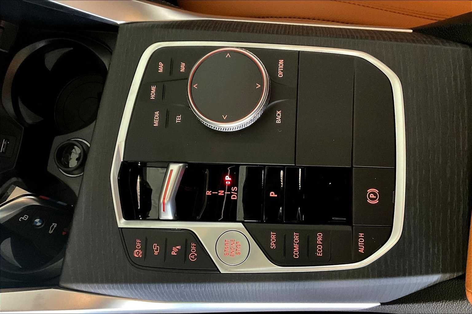 Used 2026 Mineral White Metallic BMW M440i image 7
