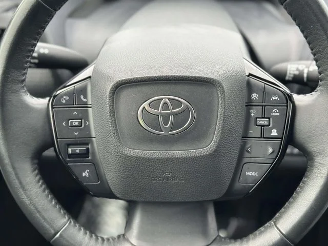 Used 2024 Silver Toyota XLE image 18