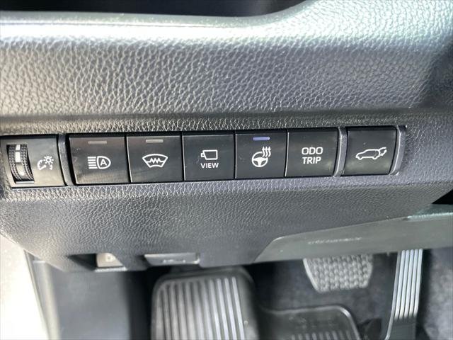 Certified Used 2024 MID BLCK/MAG GRAY Toyota  image 14