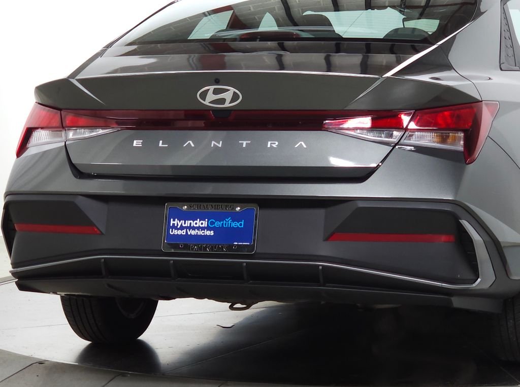 2024 Hyundai Elantra SE - Photo 10