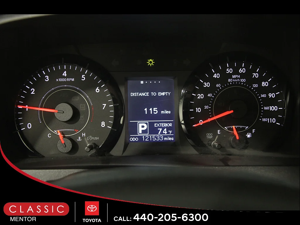 Used 2017 Silver Sky Metallic Toyota LE 8-Passenger image 8