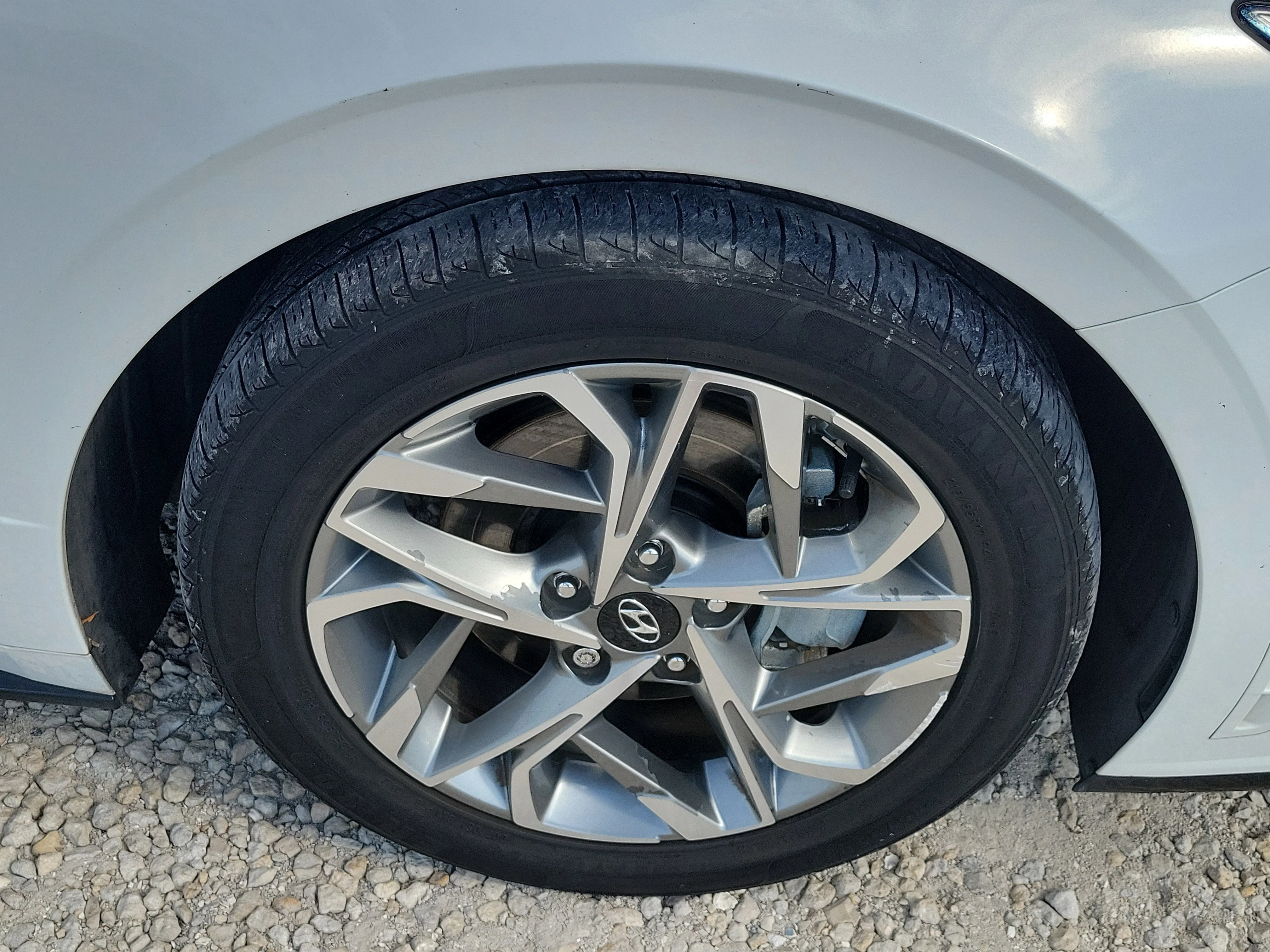 Used 2020 Quartz White Hyundai SEL image 8